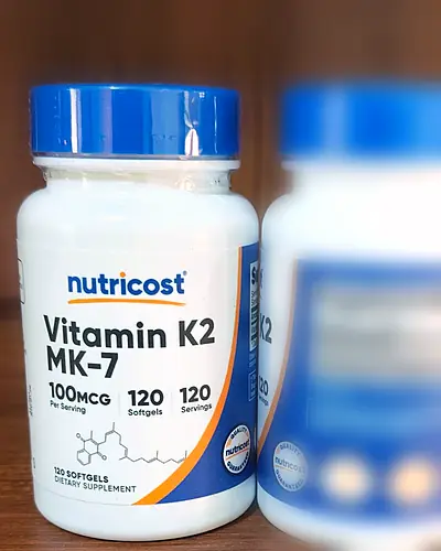 Vitamin K2 MK-7 100 mcg by Nutricost